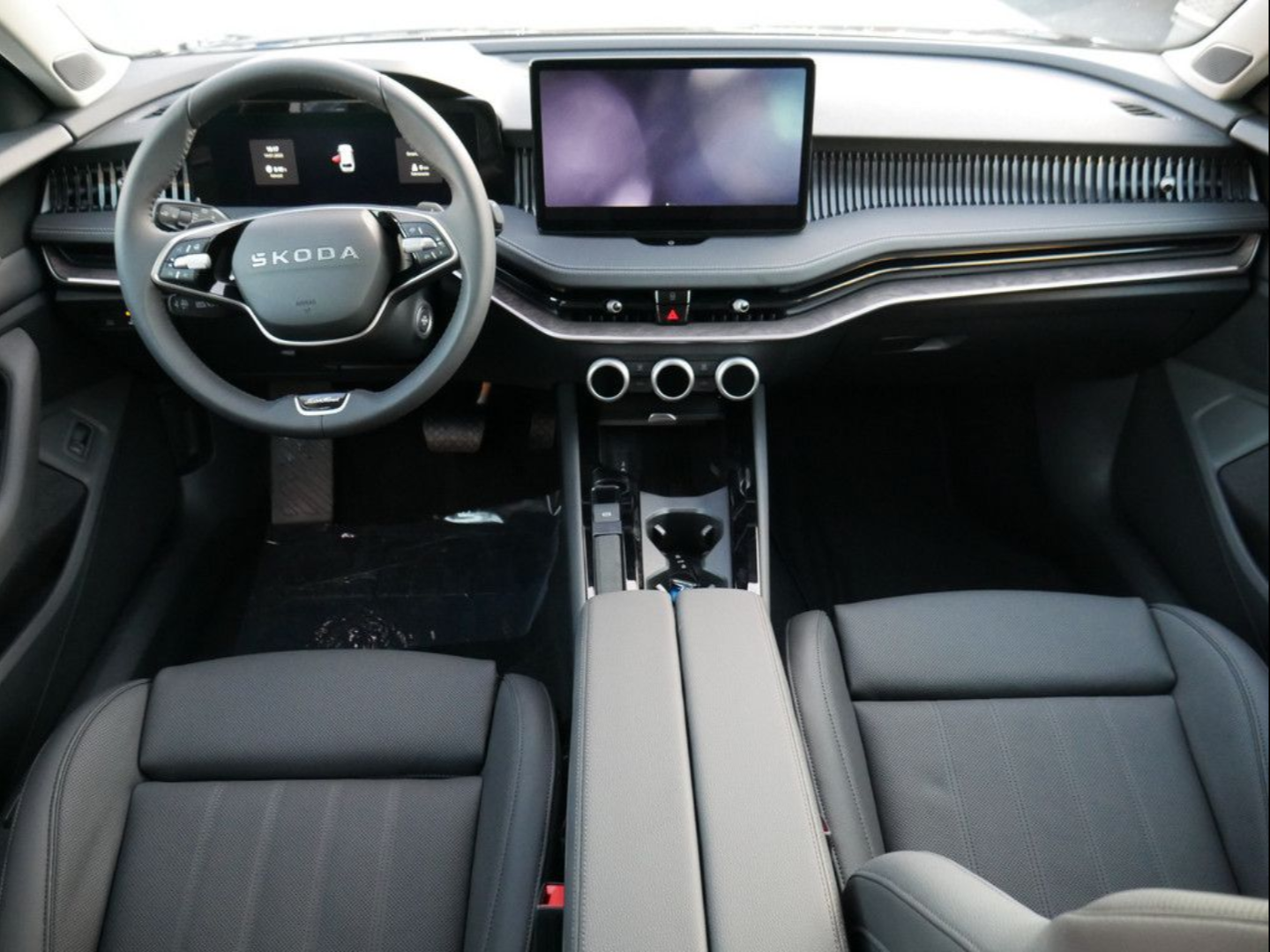Skoda Superb 1.5 TSI L&K