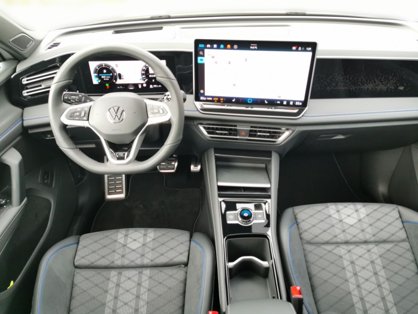 VW Tiguan R-Line  2.0 TDI 4Motion